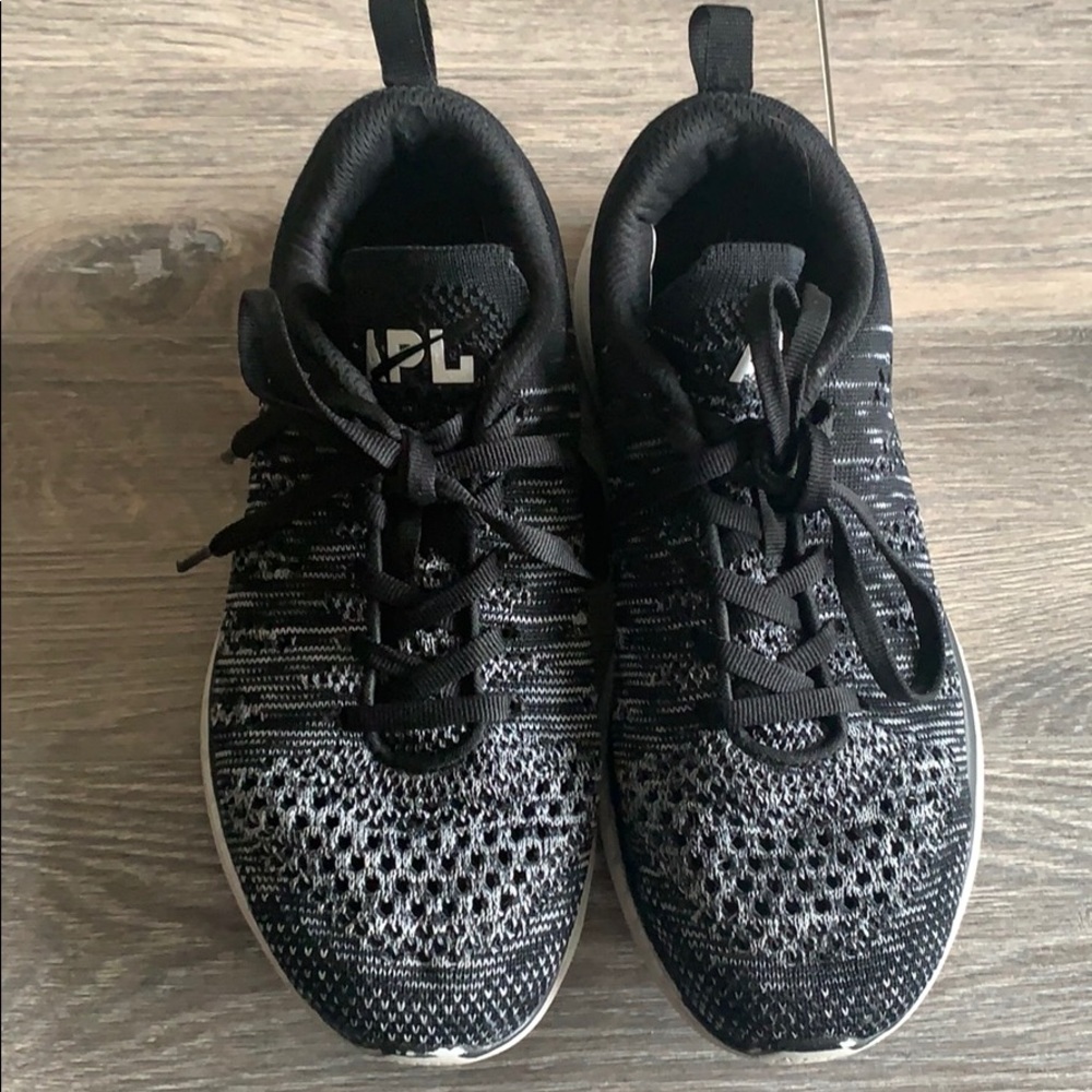 APL Technloom Pro Knit Running Shoes